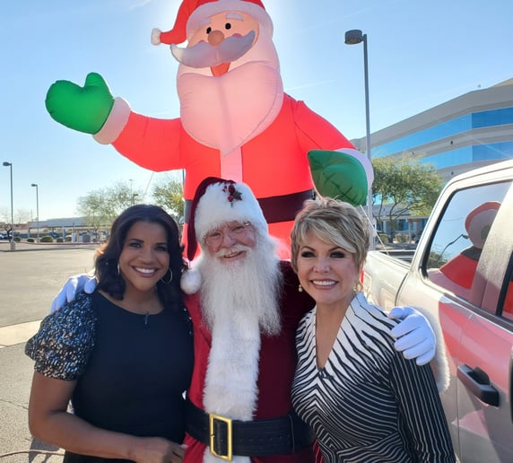 Gallery photo 8 of Santa-Mac