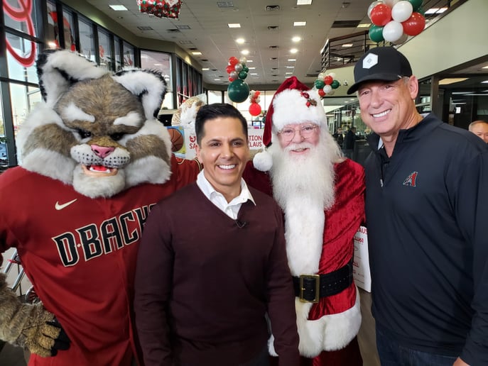 Gallery photo 11 of Santa-Mac