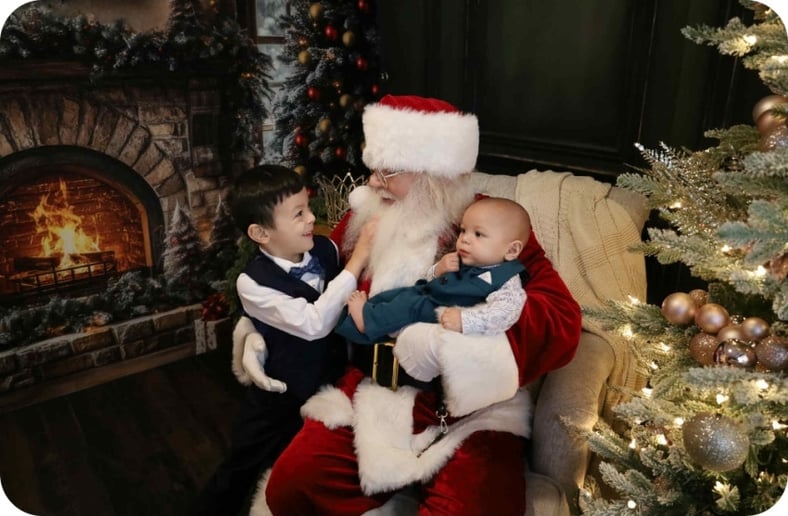 Gallery photo 3 of Santa-Mac