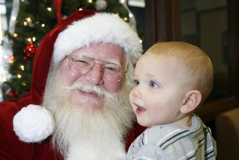 Gallery photo 10 of Cincinnati Real Beard Santa