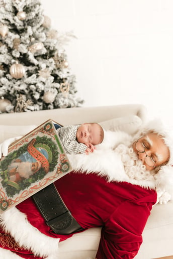 Gallery photo 4 of Santa A. Claus