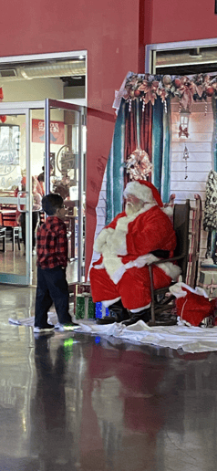 Gallery photo 3 of Santa Aaron