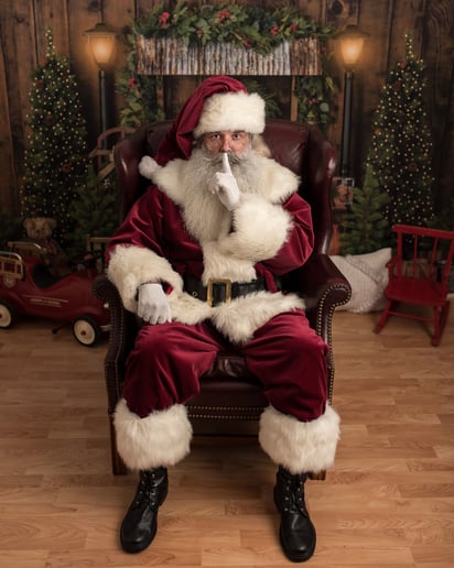 Gallery photo 1 of Santa Aaron