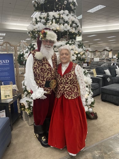 Gallery photo 5 of Santa Al