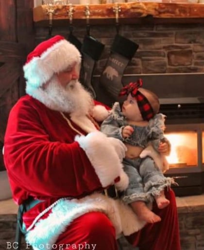 Gallery photo 5 of Santa Alan