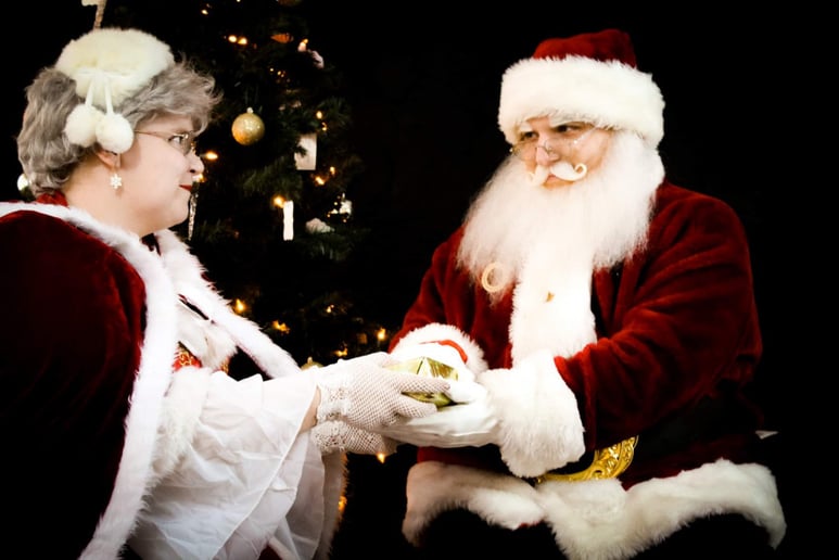 Gallery photo 1 of Santa Alex and Co