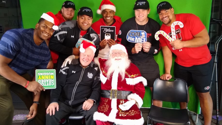 Gallery photo 8 of Santa Allen