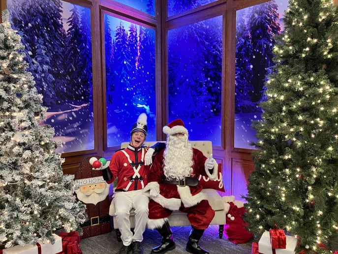 Gallery photo 16 of Santa and Friends!