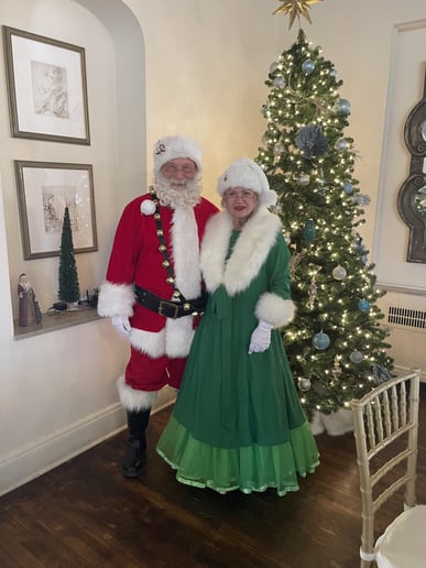 Gallery photo 1 of Santa and Mrs Claus Burkett