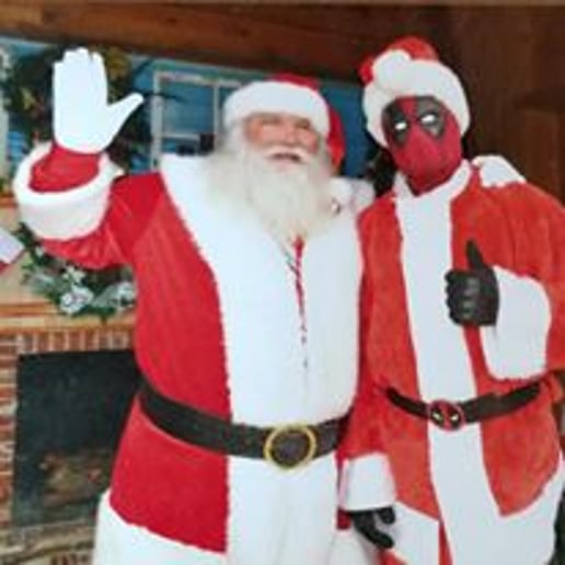 Gallery photo 3 of Santa Ray and Mrs. Claus