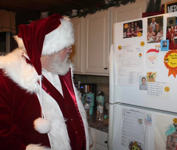 Gallery photo 2 of Santa and Mrs Claus of West Virginia
