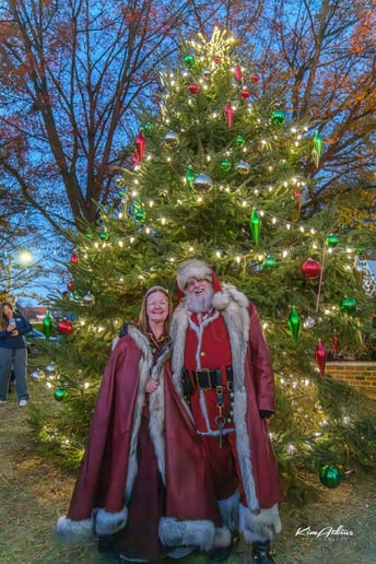 Gallery photo 7 of Santa Dave and Mrs. Claus