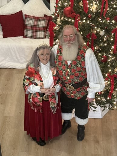 Gallery photo 4 of Santa Steve and Mrs Claus