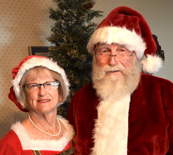 Gallery photo 4 of Santa Stanley and Mrs Clause