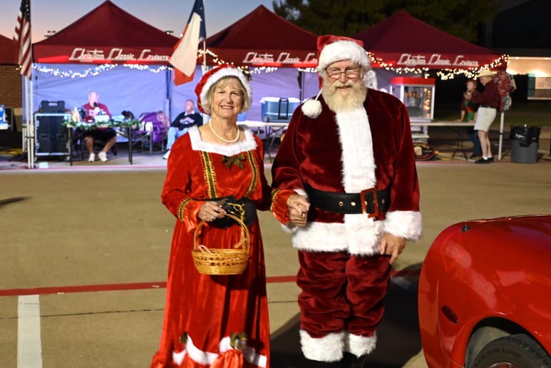 Gallery photo 7 of Santa Stanley and Mrs Clause