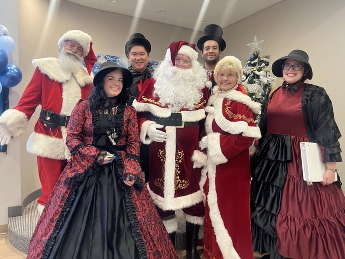 Gallery photo 9 of Santa Ana's Little Helpers