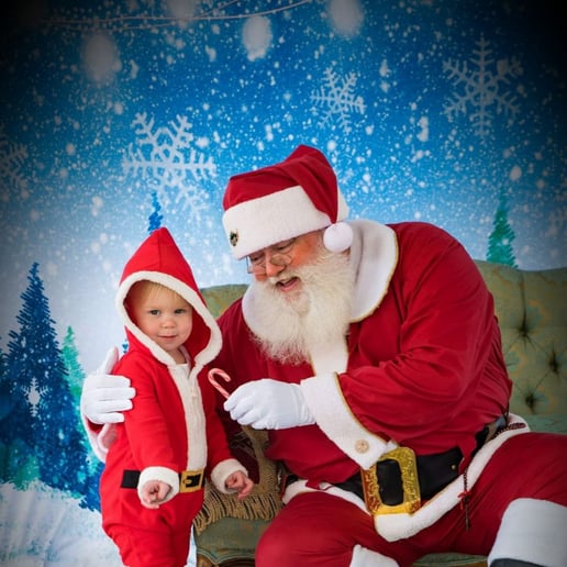 Gallery photo 1 of Santa Aron