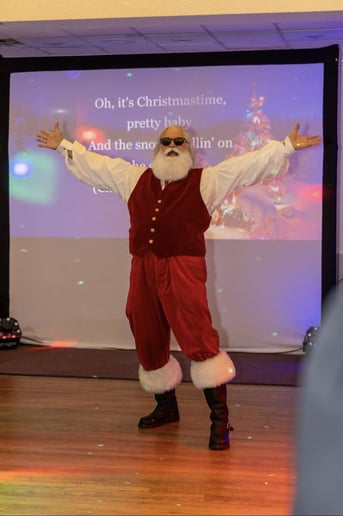 Gallery photo 31 of Santa B Claus