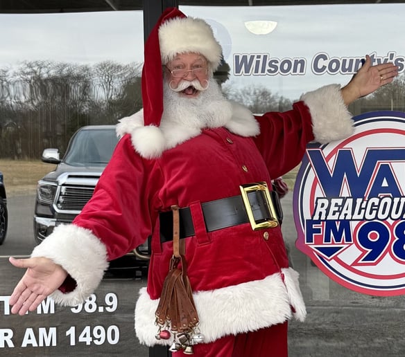 Gallery photo 38 of Santa B Claus