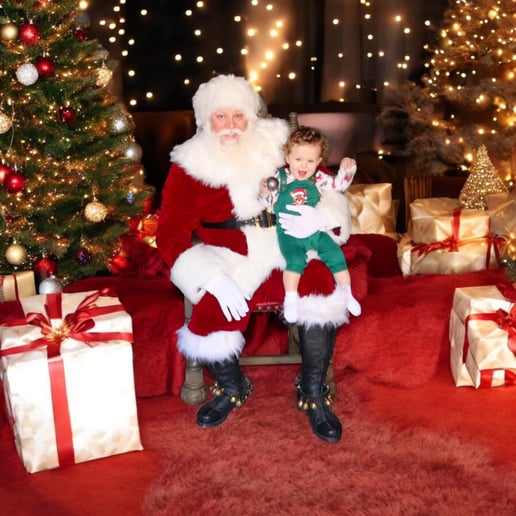 Gallery photo 10 of Santa Bachman