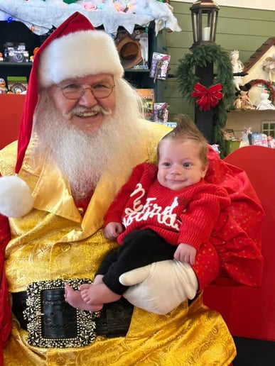 Gallery photo 1 of Santa Barry