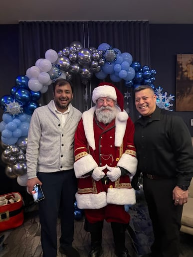 Gallery photo 6 of Santa Beebe