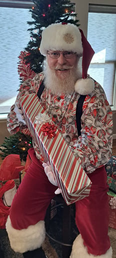 Gallery photo 9 of Santa Ben