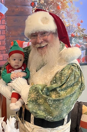 Gallery photo 3 of Santa Ben