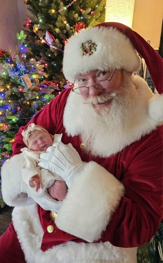 Gallery photo 1 of Santa Ben