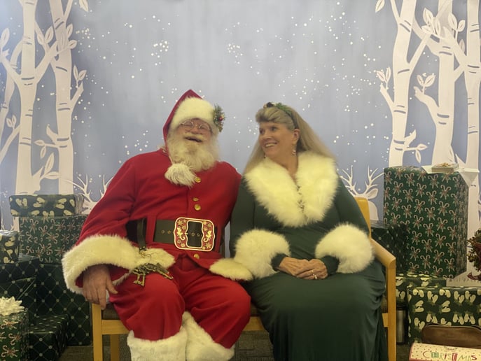 Gallery photo 2 of Santa Bill