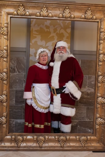 Gallery photo 4 of Santa Bob