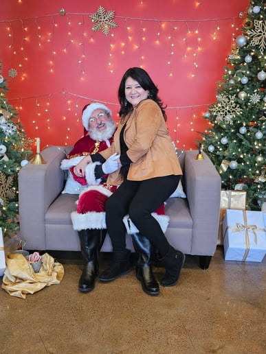 Gallery photo 16 of Santa Bob