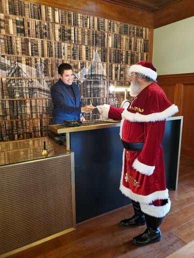 Gallery photo 30 of Santa Bob