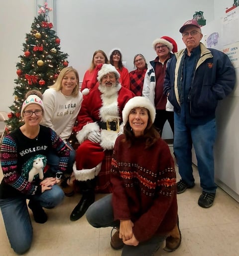 Gallery photo 3 of Santa Bob