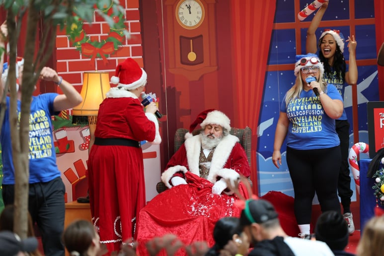 Gallery photo 49 of Santa Bob