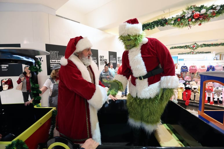 Gallery photo 50 of Santa Bob
