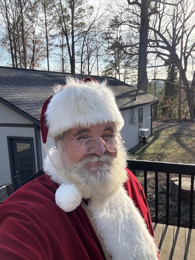 Gallery photo 2 of Santa Bobby