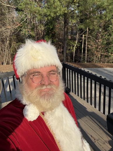 Gallery photo 3 of Santa Bobby