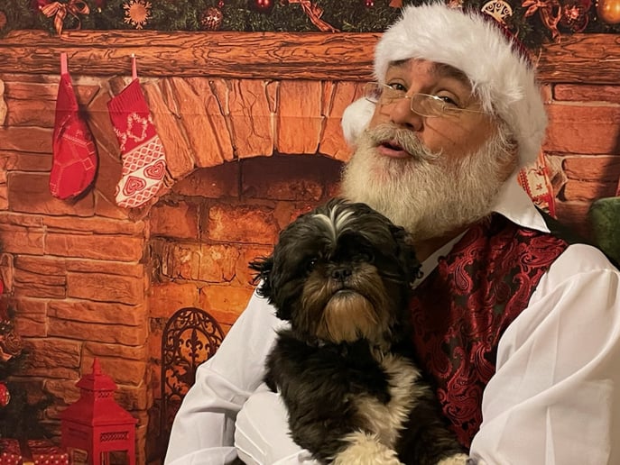 Gallery photo 2 of Santa Bobby