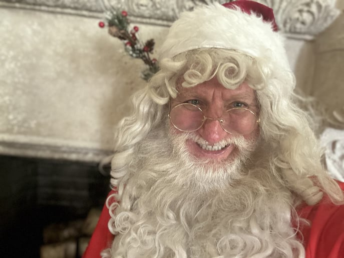 Gallery photo 8 of Santa~Graham