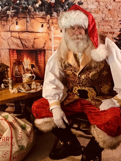 Gallery photo 1 of Santa Brad