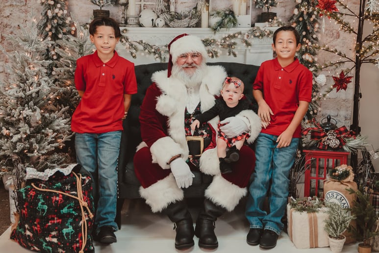 Gallery photo 8 of Santa Brandon