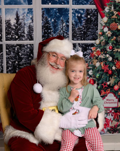 Gallery photo 13 of Santa Brett Jax