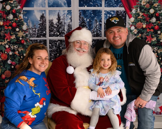 Gallery photo 20 of Santa Brett Jax