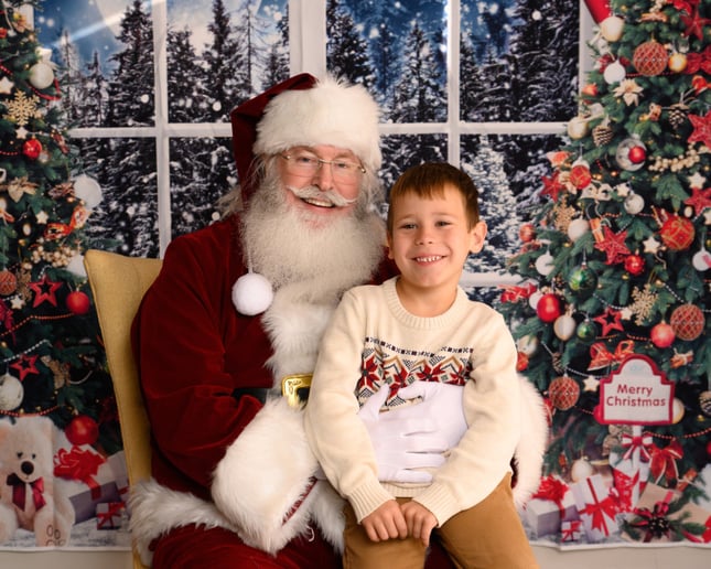 Gallery photo 14 of Santa Brett Jax