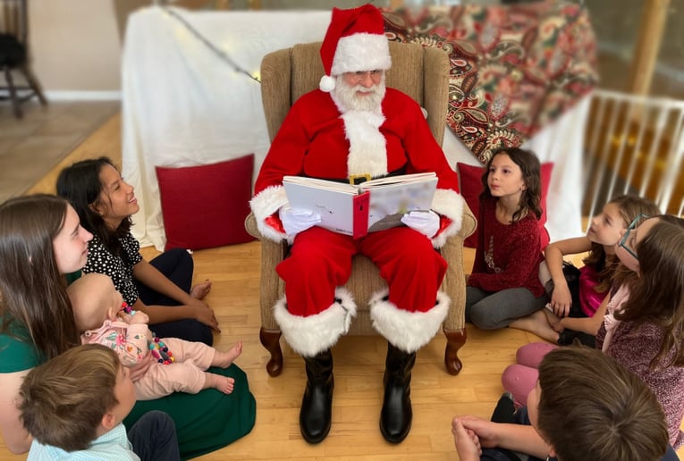 Gallery photo 11 of Singing Santa Brett