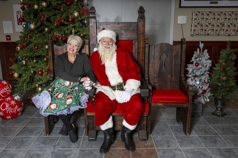Gallery photo 1 of Poppie Claus