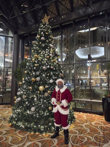 Gallery photo 2 of Santa Brian