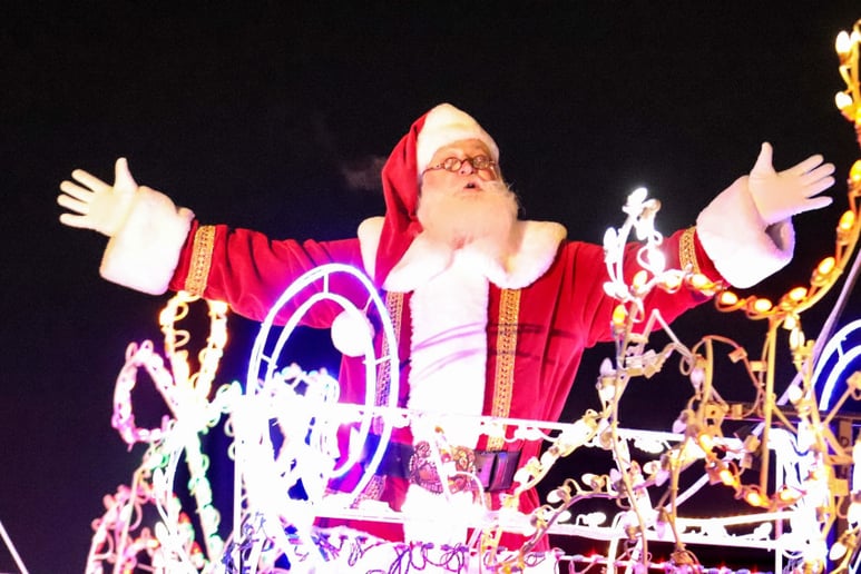 Gallery photo 9 of Santa by Parker
