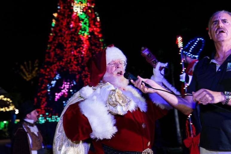Gallery photo 6 of Santa by Scott